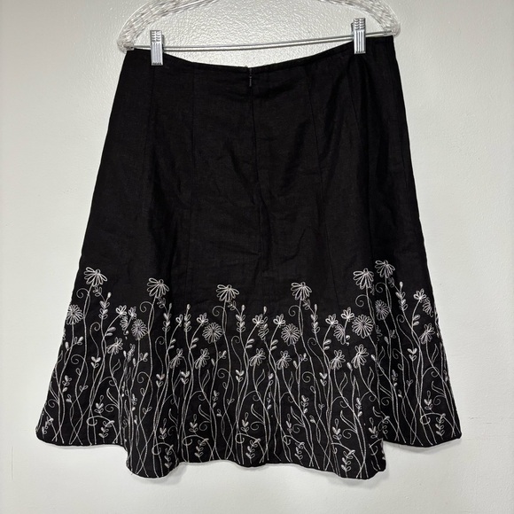 Christopher & Banks Black White Linen Blend Embroidered Floral Skirt Size 10 - Picture 5 of 5